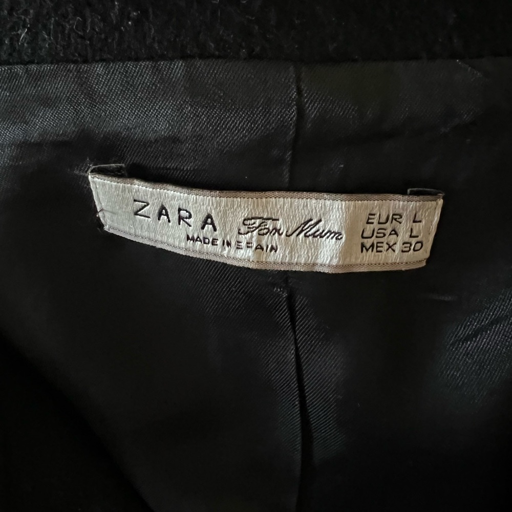 Short blazer from Zara